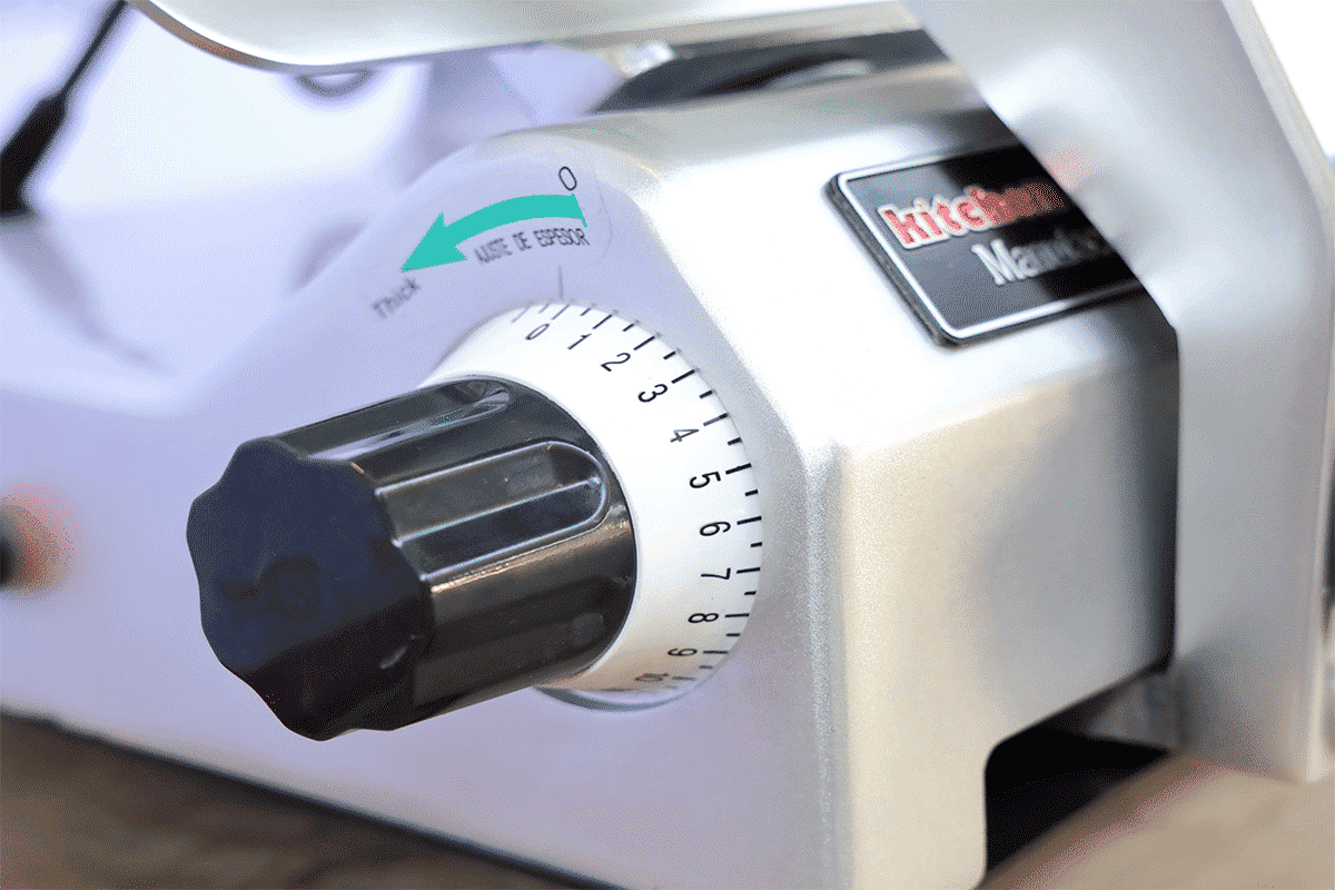 เครื่องสไลด์เนื้อ สไลด์หมู อัตโนมัติ แบบตั้งพื้น 14 นิ้ว AZ-AT 16